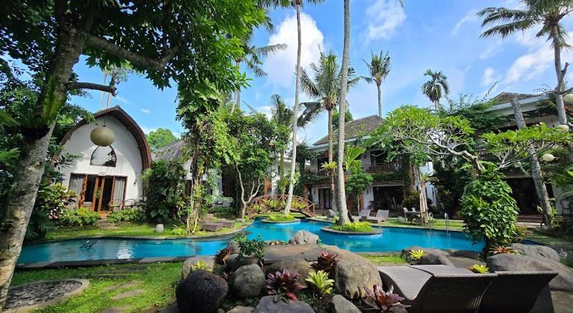 กรีน เบิร์ด วิลลา Hotel อูบุด ภายนอก รูปภาพ